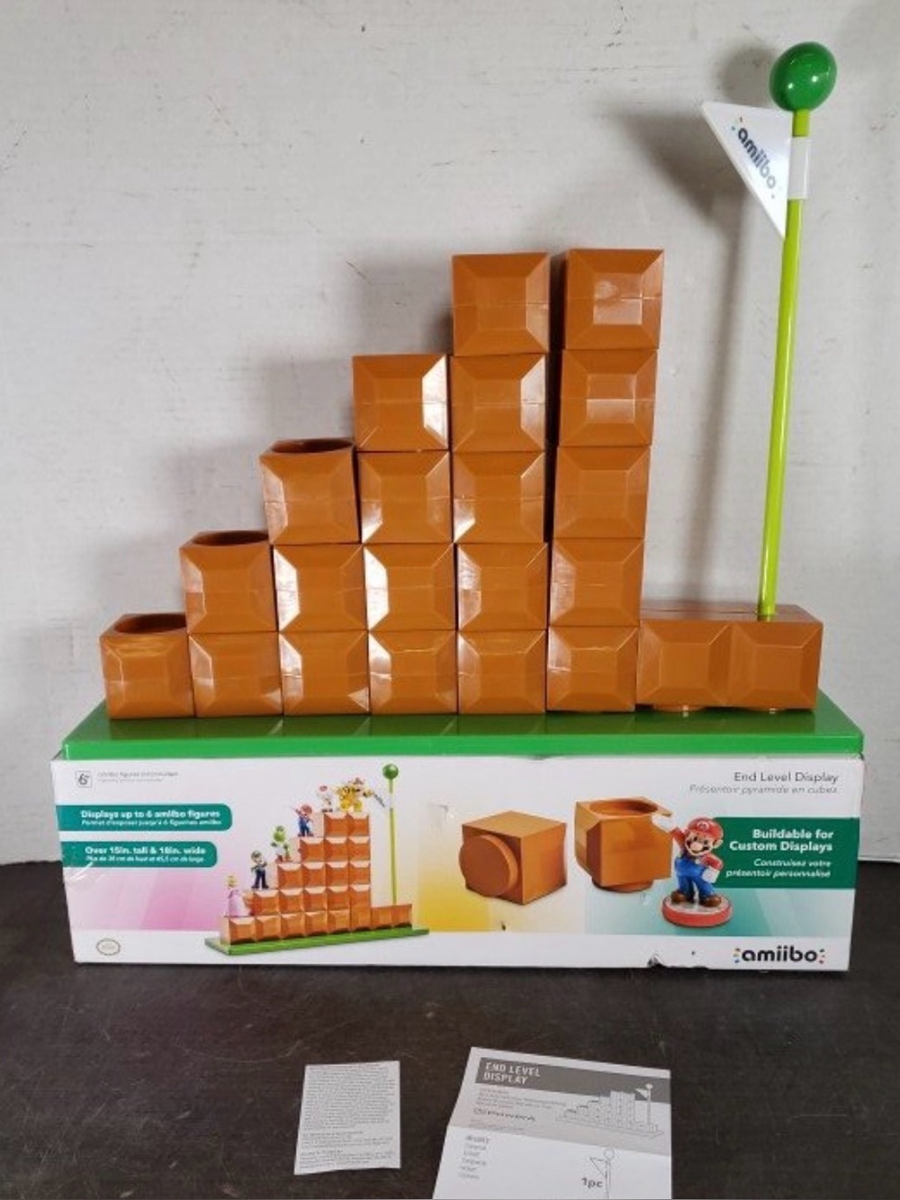 AMIIBO END GAME DISPLAY STAND